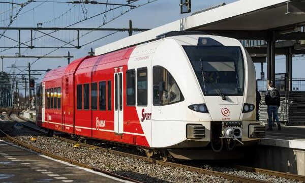Pilot with partly automated passenger train between Groningen and Zuidhorn a success